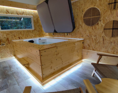 Toi&moi🧡– Jacuzzi privatif accessible 24h/24h
